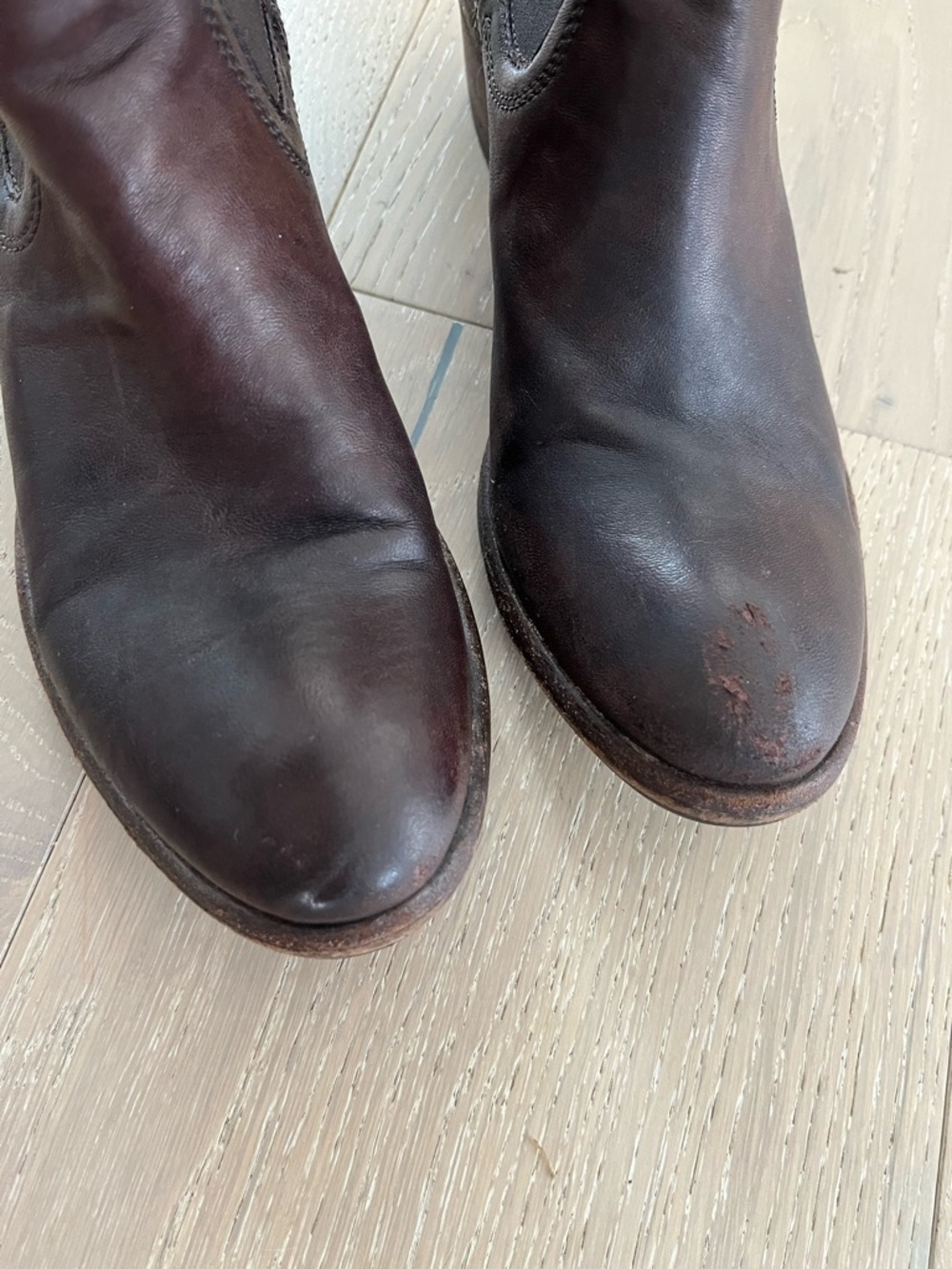Frye Vintage Dark Brown Leather Chelsea Booties - Picture 5 of 7